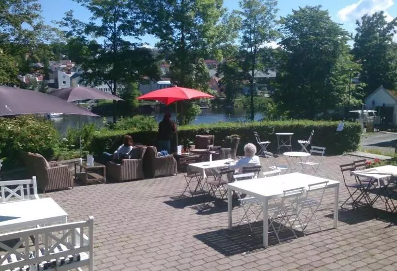 تختخواب و صبحانه Nidaros Pilegrimsgård Hotell