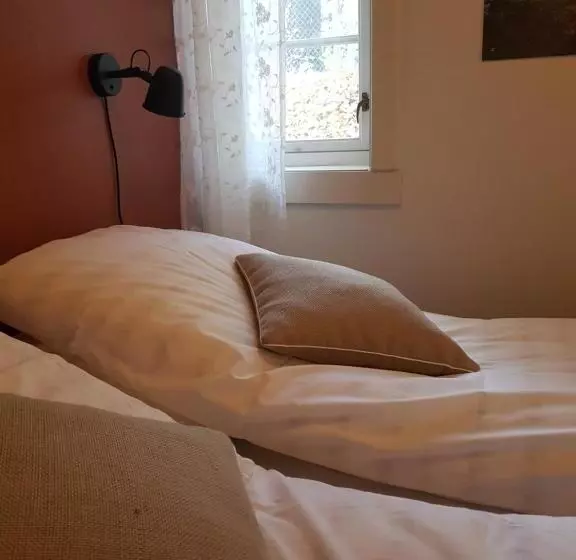 تختخواب و صبحانه Nidaros Pilegrimsgård Hotell