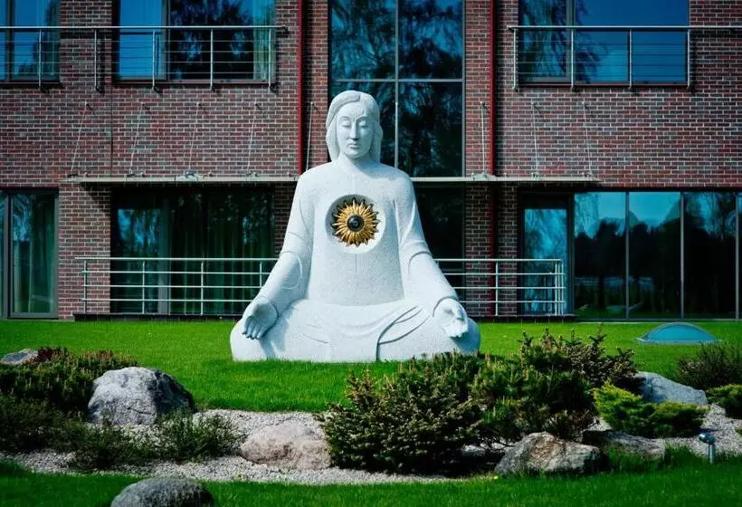 Harmony Park Hotel & Spa