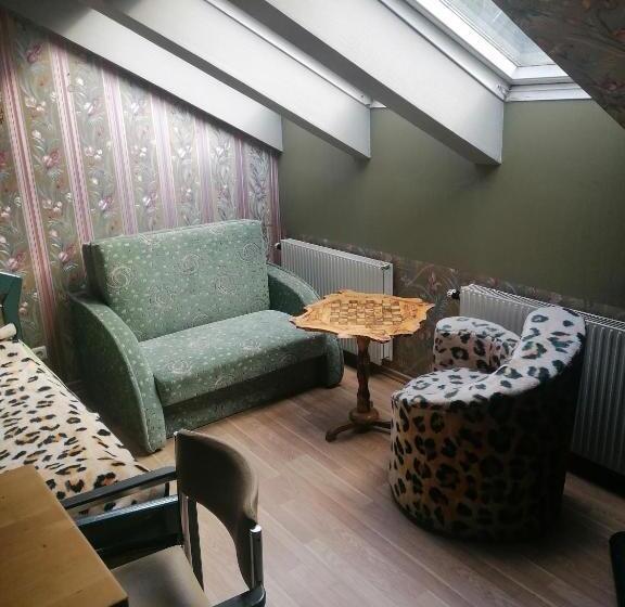 هتل Guest House Krista