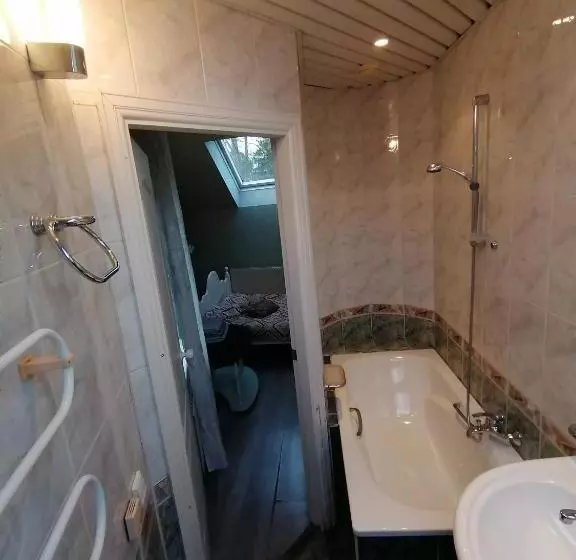 هتل Guest House Krista