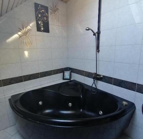 هتل Guest House Krista