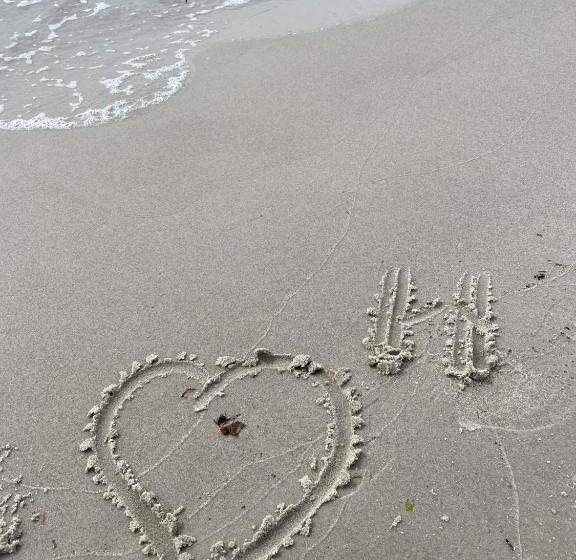 בית מלון כפרי Höllviksnäs Möten Mat Logi