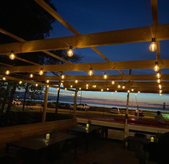 בית מלון כפרי Höllviksnäs Möten Mat Logi