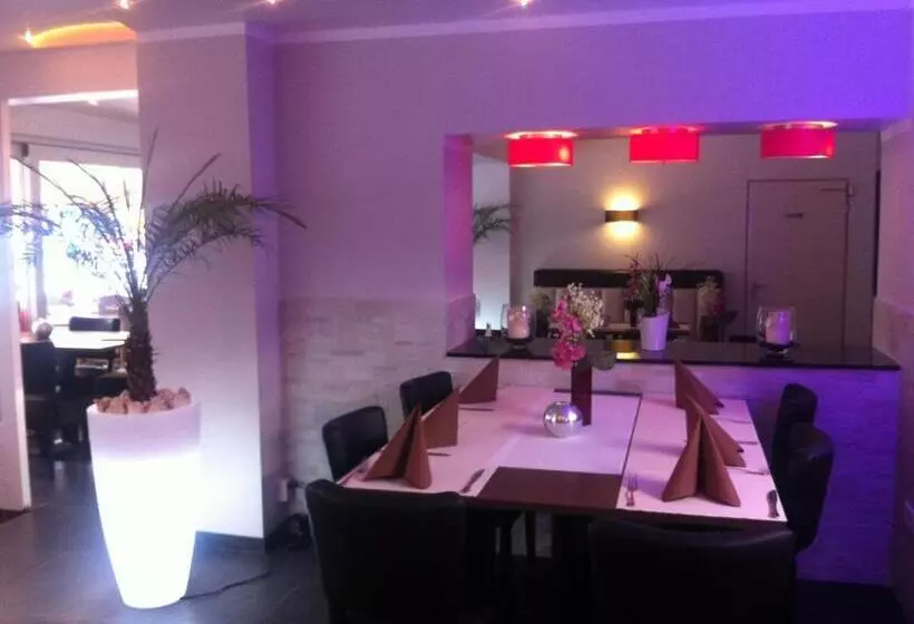 هتل Restaurant La Piazza