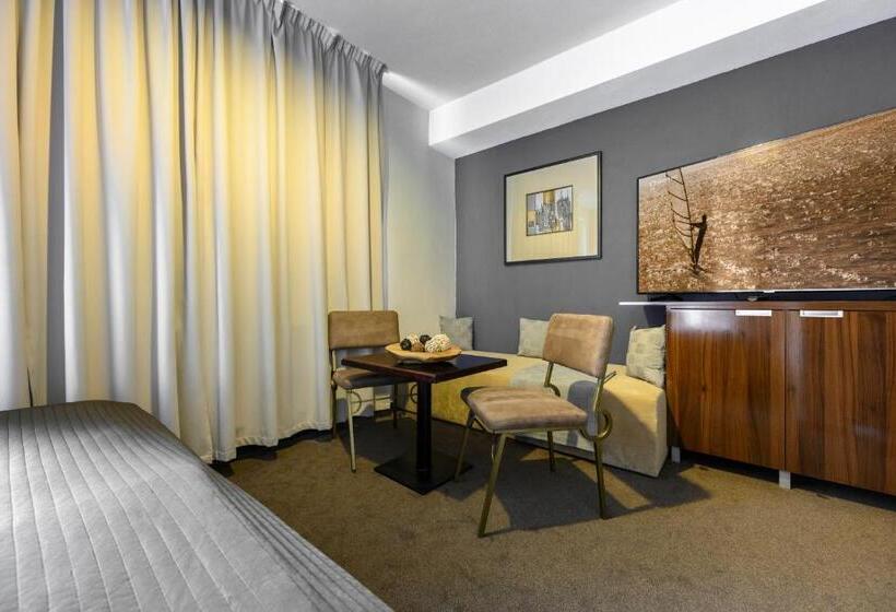 בית מלון כפרי U šuláka