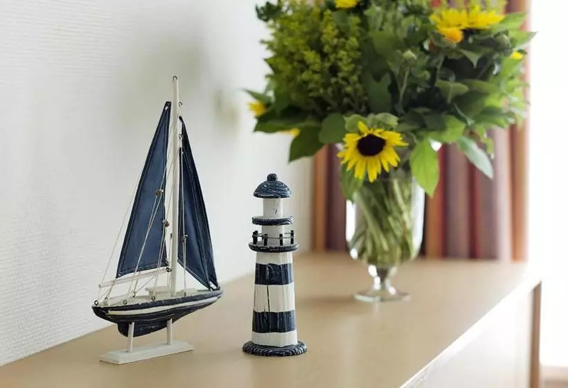 Hotelli Sleeping By Van Beelen