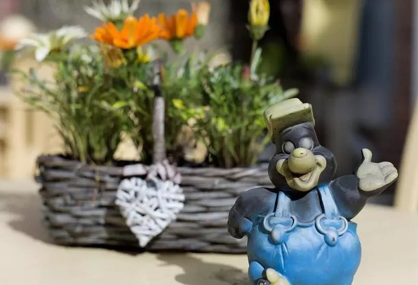 Hotelli Sleeping By Van Beelen