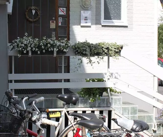 L Zlafen Bed And Breakfast