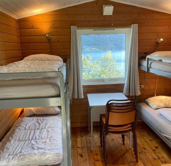 Langenuen Motel & Camping