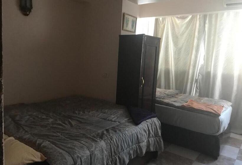 Wake Up! Cairo Hostel