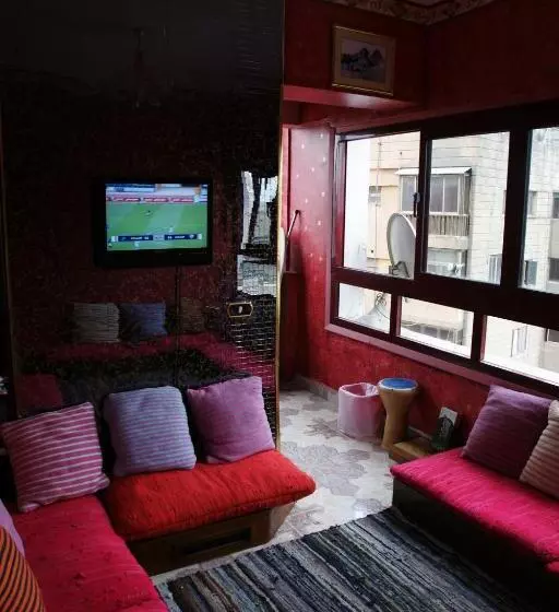 Wake Up! Cairo Hostel