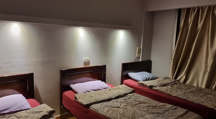 Wake Up! Cairo Hostel
