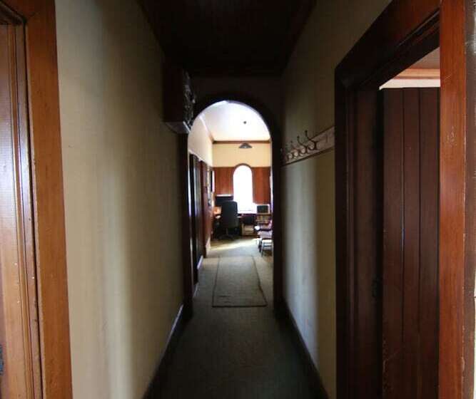 Albergue Big Tree Lodge Methven