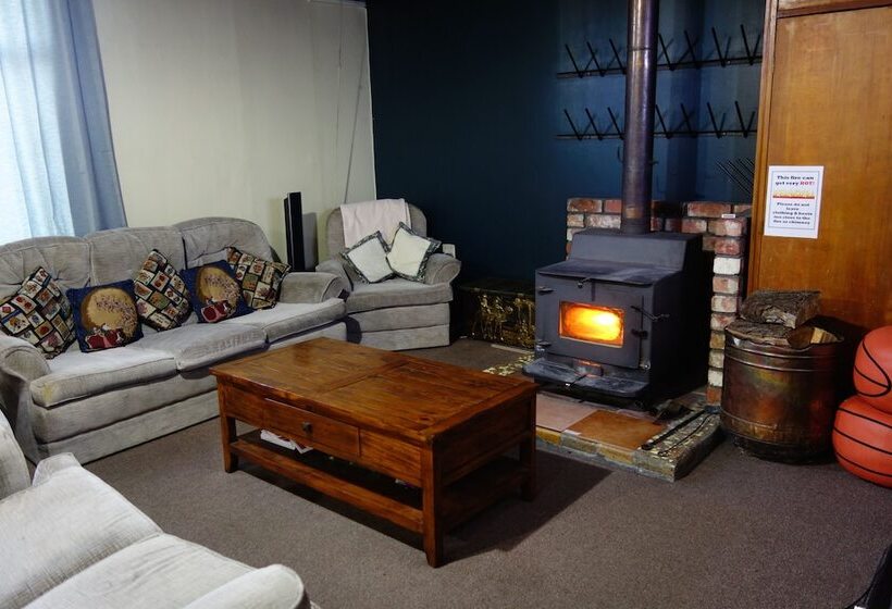 Albergue Big Tree Lodge Methven