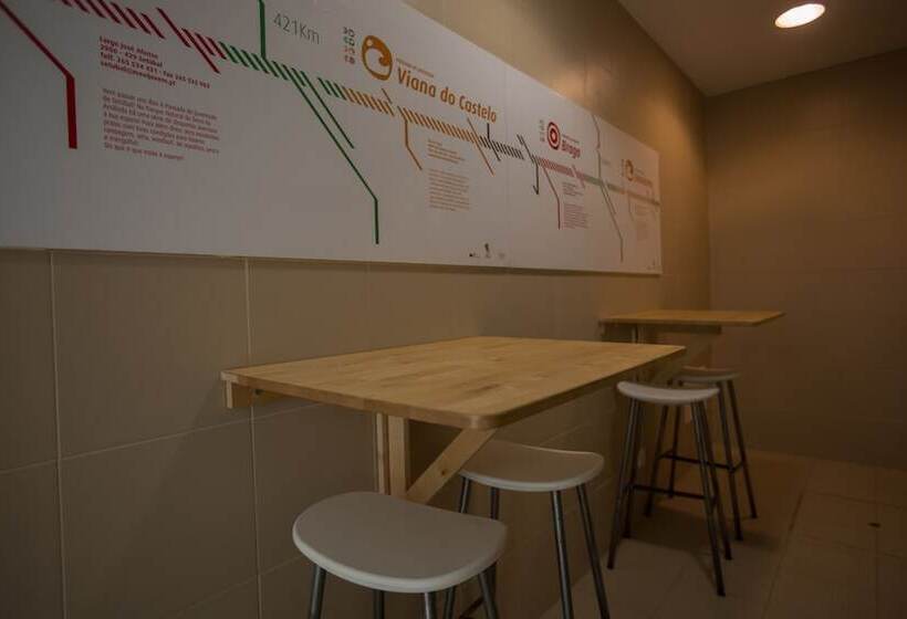 호스텔 Hi Alvados   Pousada De Juventude