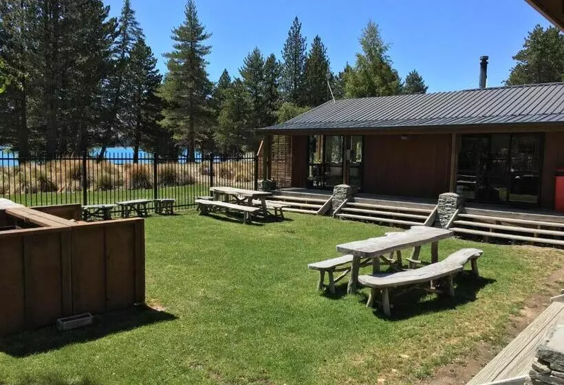 Retkeilymaja Lakes Edge Lodge