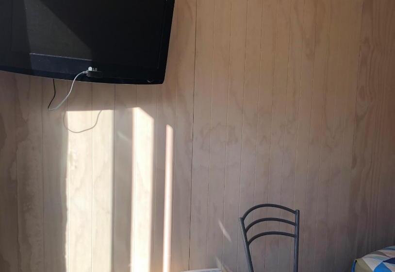 هاستل Lakes Edge Lodge