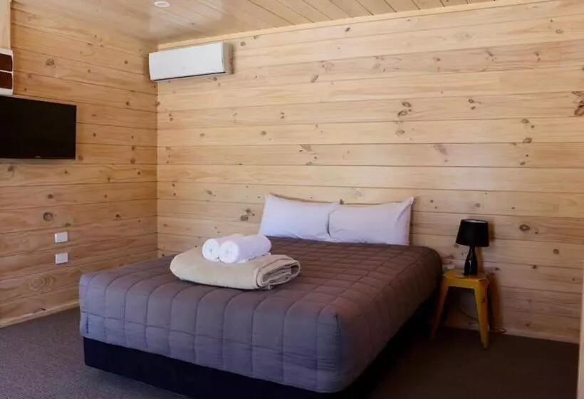 Retkeilymaja Lakes Edge Lodge