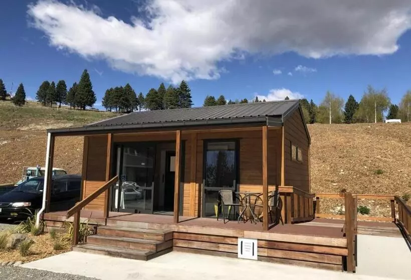 Retkeilymaja Lakes Edge Lodge