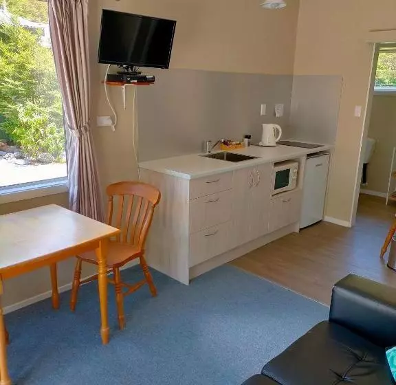 Arthur's Pass Alpine Motel
