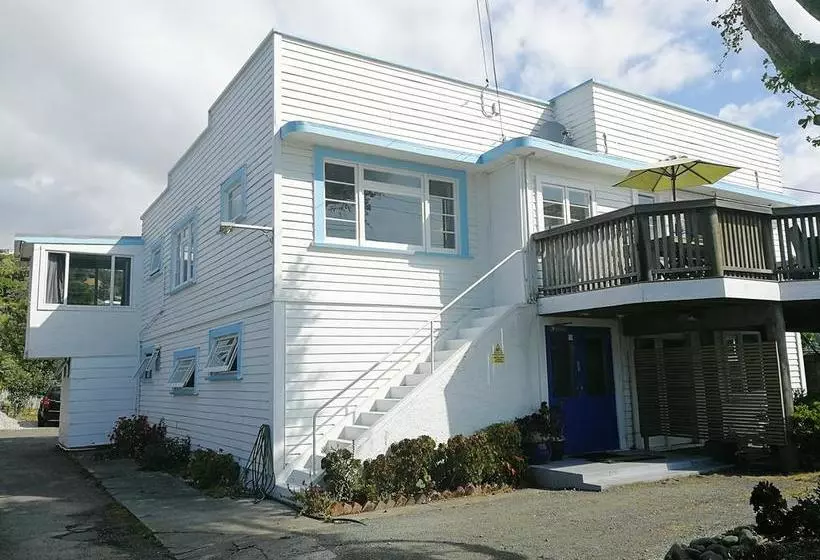 Beach Hostel