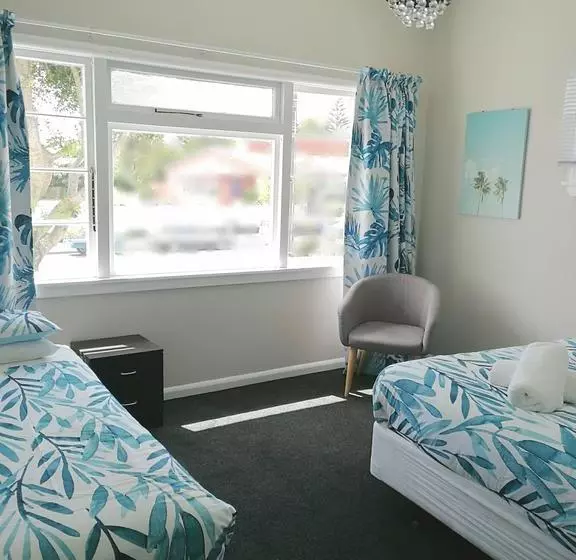 Beach Hostel