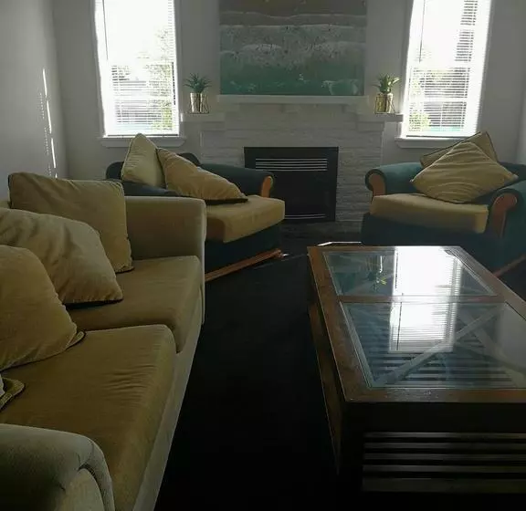 Beach Hostel