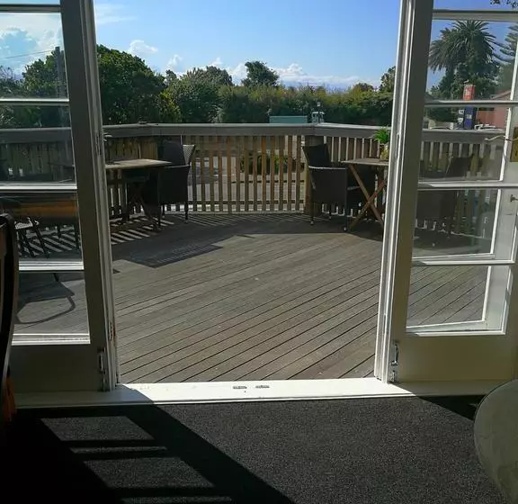 Beach Hostel