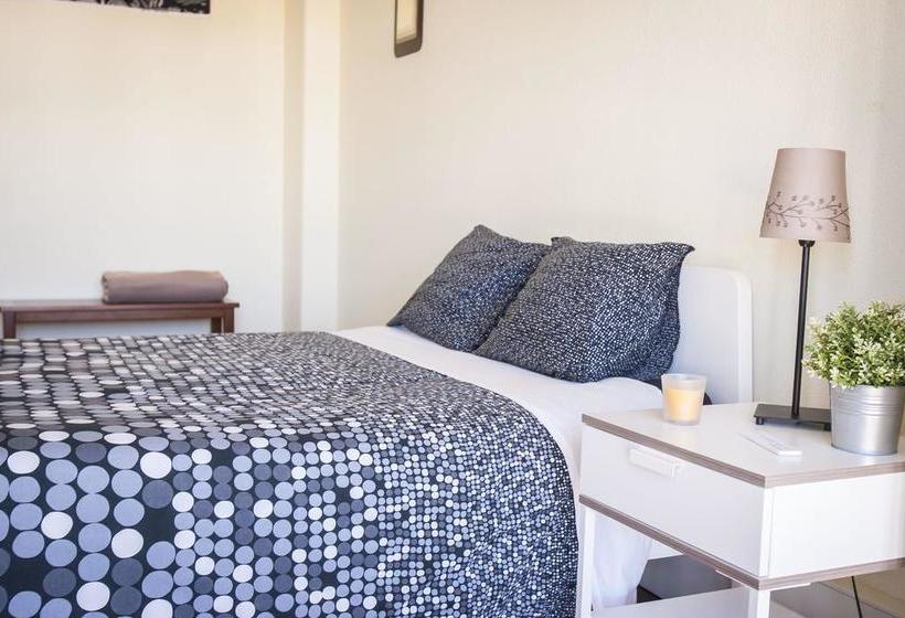 Bed and Breakfast Autentik Guest House