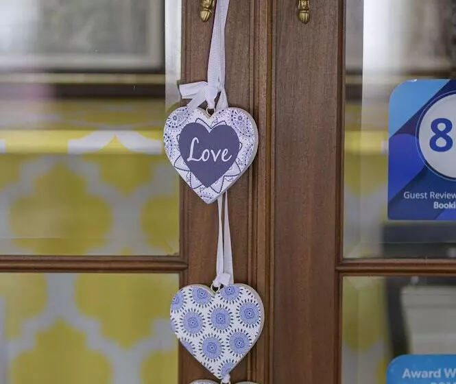 ベッドアンドブレックファースト Casa Das Hortensias  Charming Guest House
