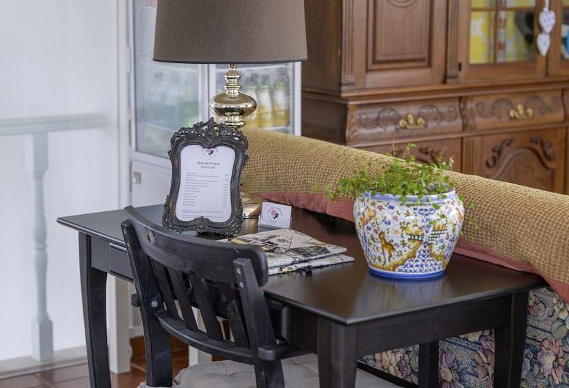 تختخواب و صبحانه Casa Das Hortensias  Charming Guest House