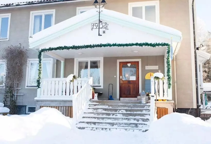 Aamiaismajoitus (B&B) Helsingegården