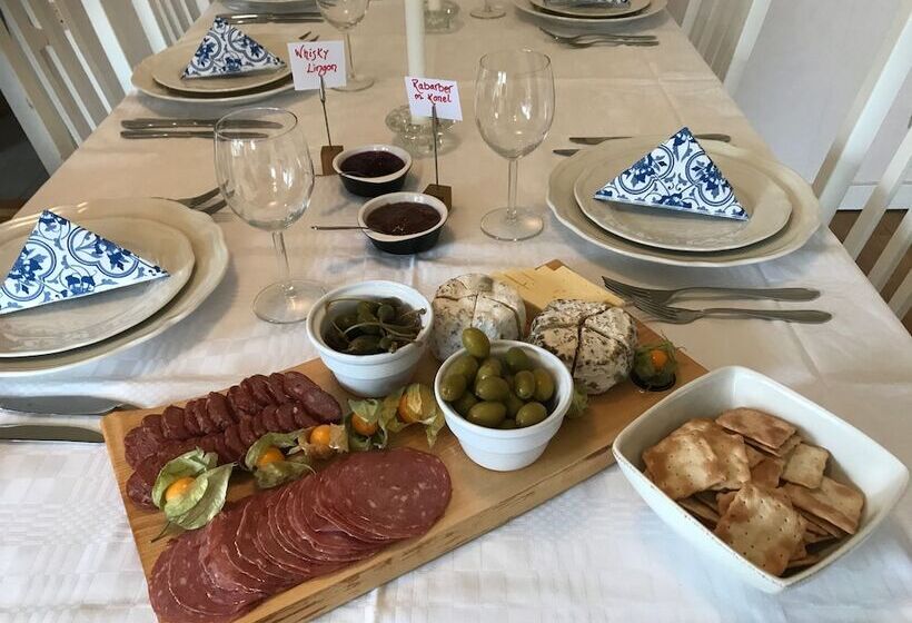 Bed and Breakfast Helsingegården