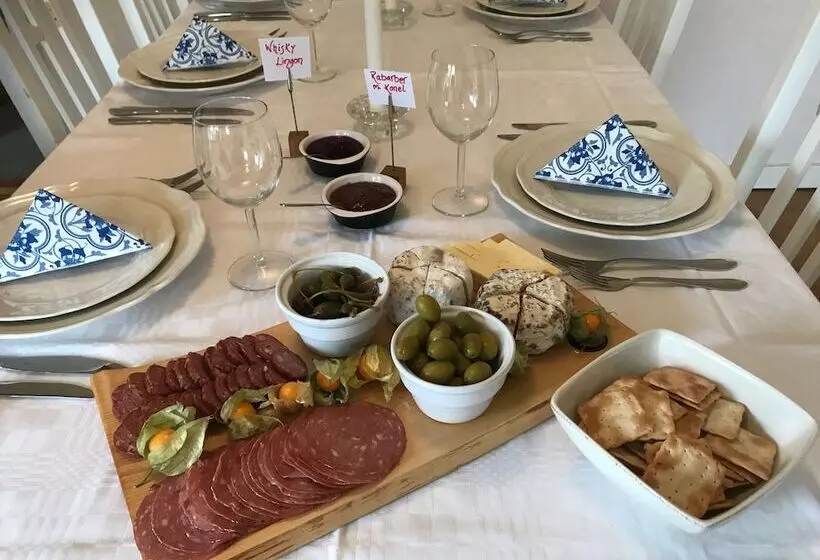 Aamiaismajoitus (B&B) Helsingegården
