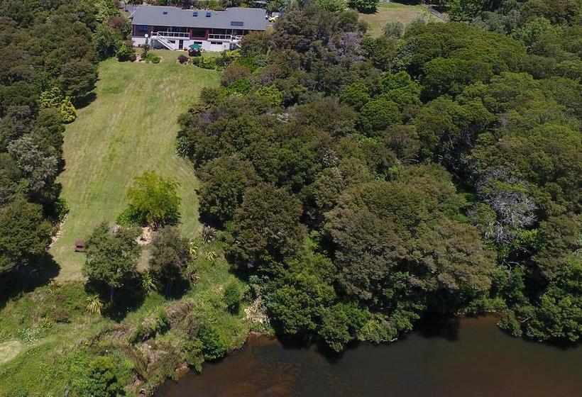 צימר Riverside Homestead