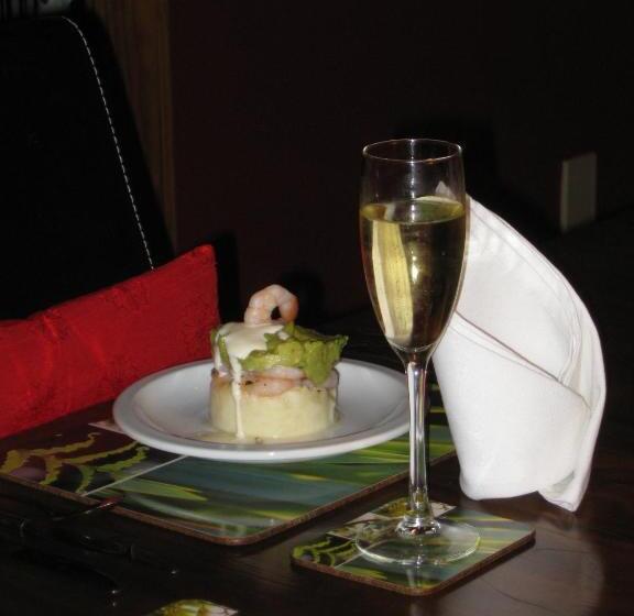 مبيت وإفطار Twin Waters Lodge