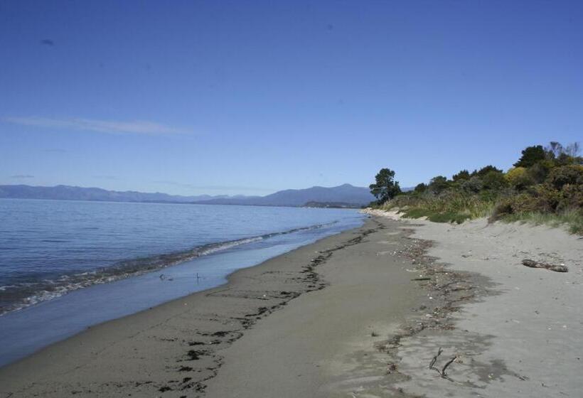 مبيت وإفطار Twin Waters Lodge