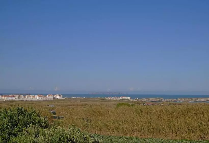 Freesurfcamp & Hostel
