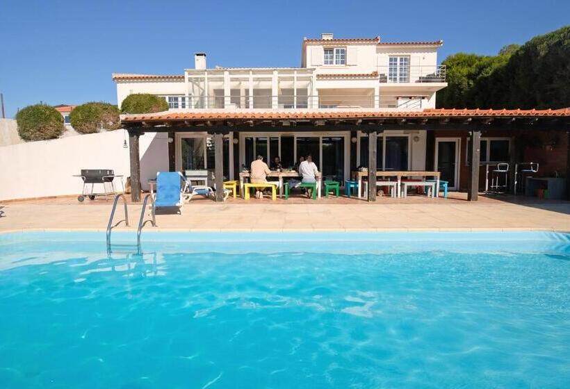 Freesurfcamp & Hostel