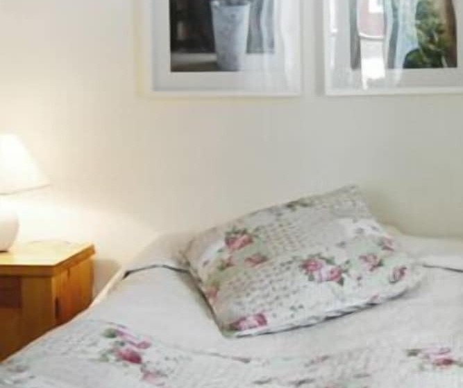 فندق L Plevnagården