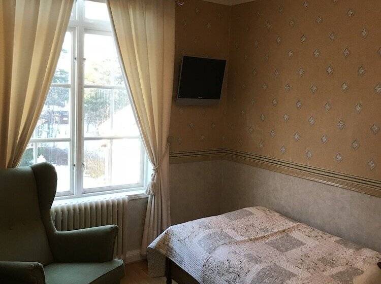 فندق L Plevnagården