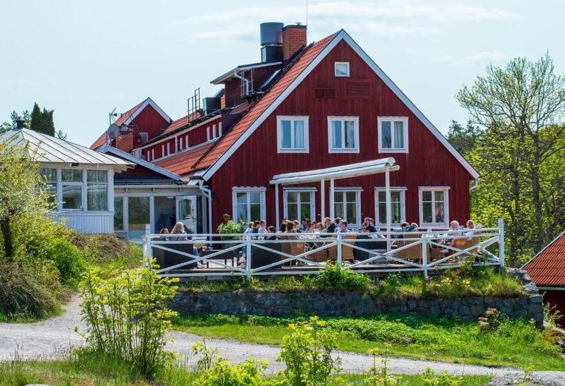 ホテル Skeviks Gård
