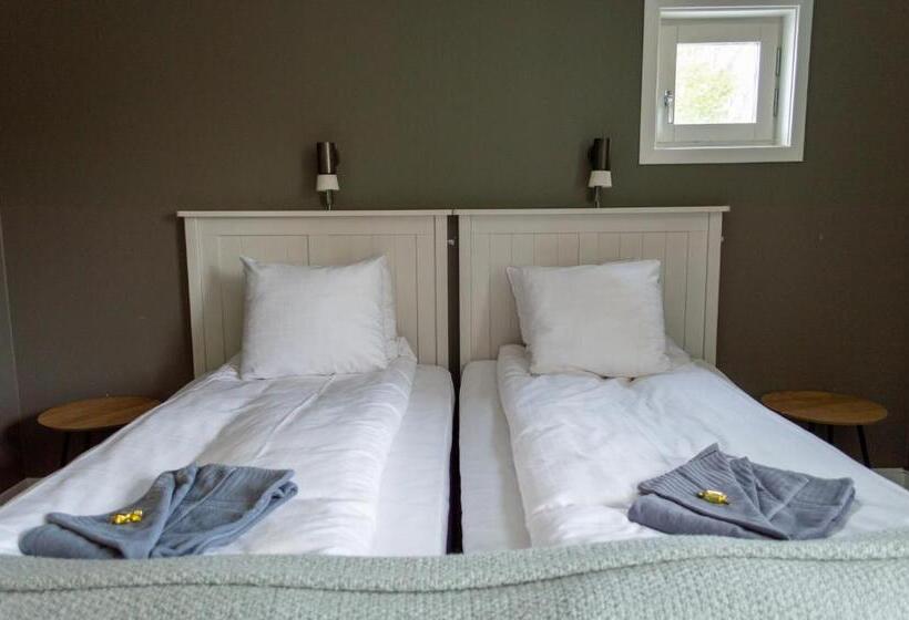 ホテル Skeviks Gård