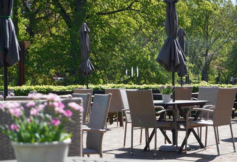 هتل Stjärnholmsslott