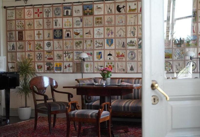 هتل Stjärnholmsslott