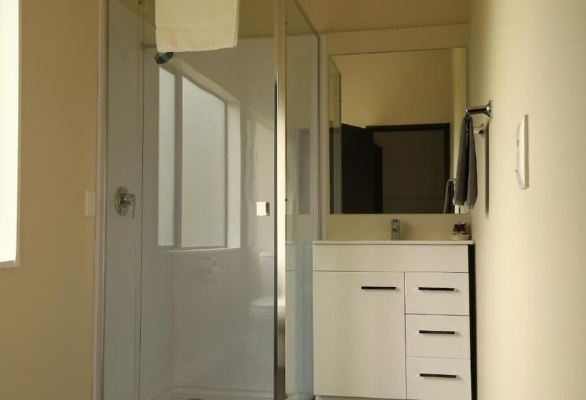 모텔 Drury Motor Lodge