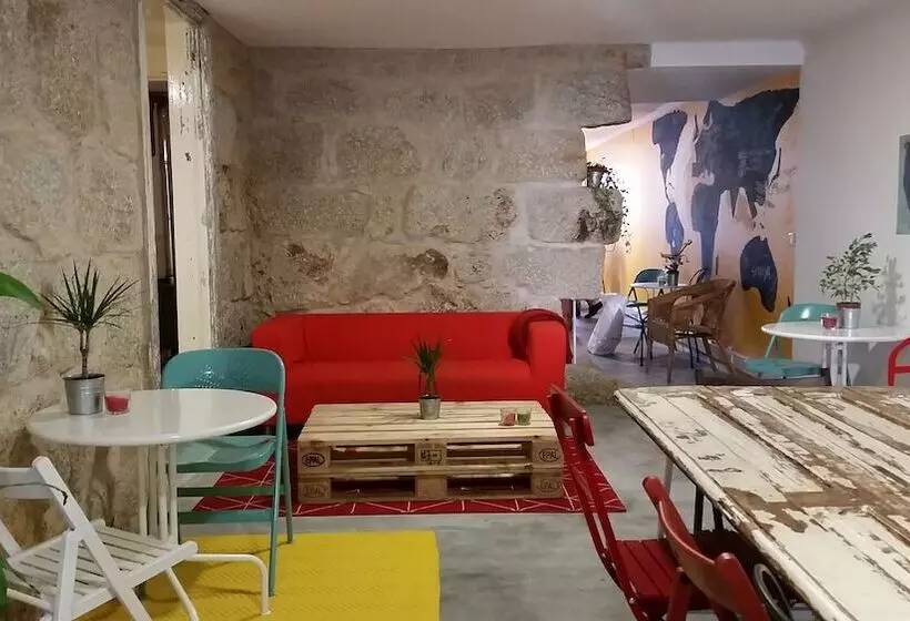 O2 Hostel