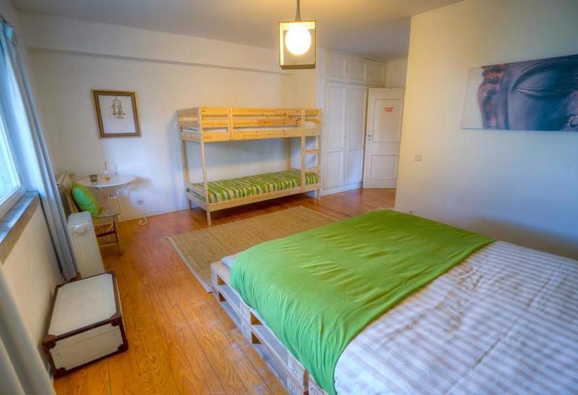 Perfect Spot  Lisbon Experience Hostel