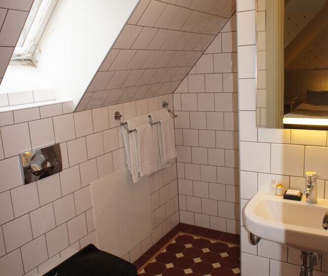 Stf Kivikstrand Badhotell